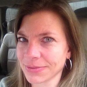 Meet your Posher, Lauralynn